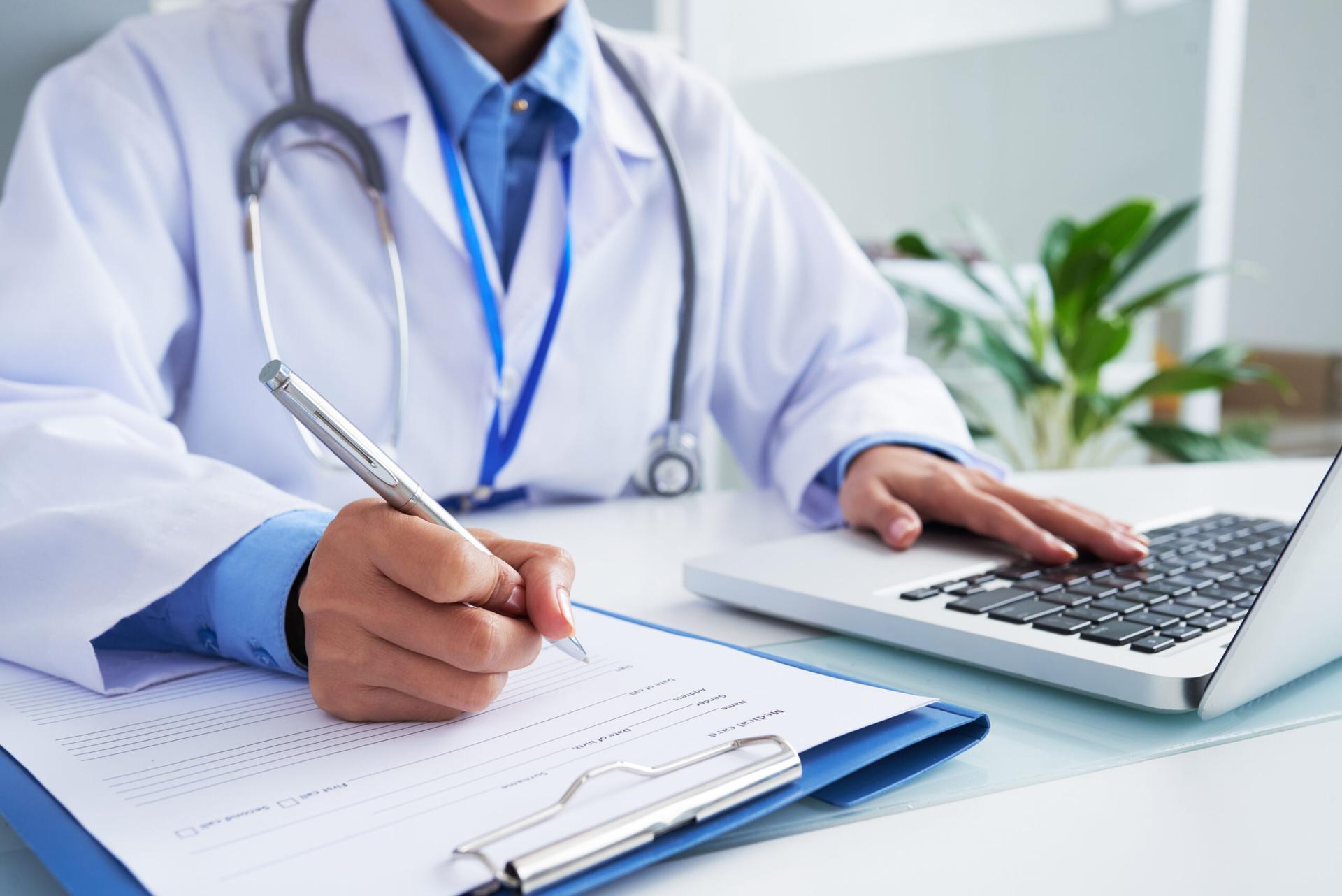 Construindo sua carreira na Medicina: quais caminhos seguir?