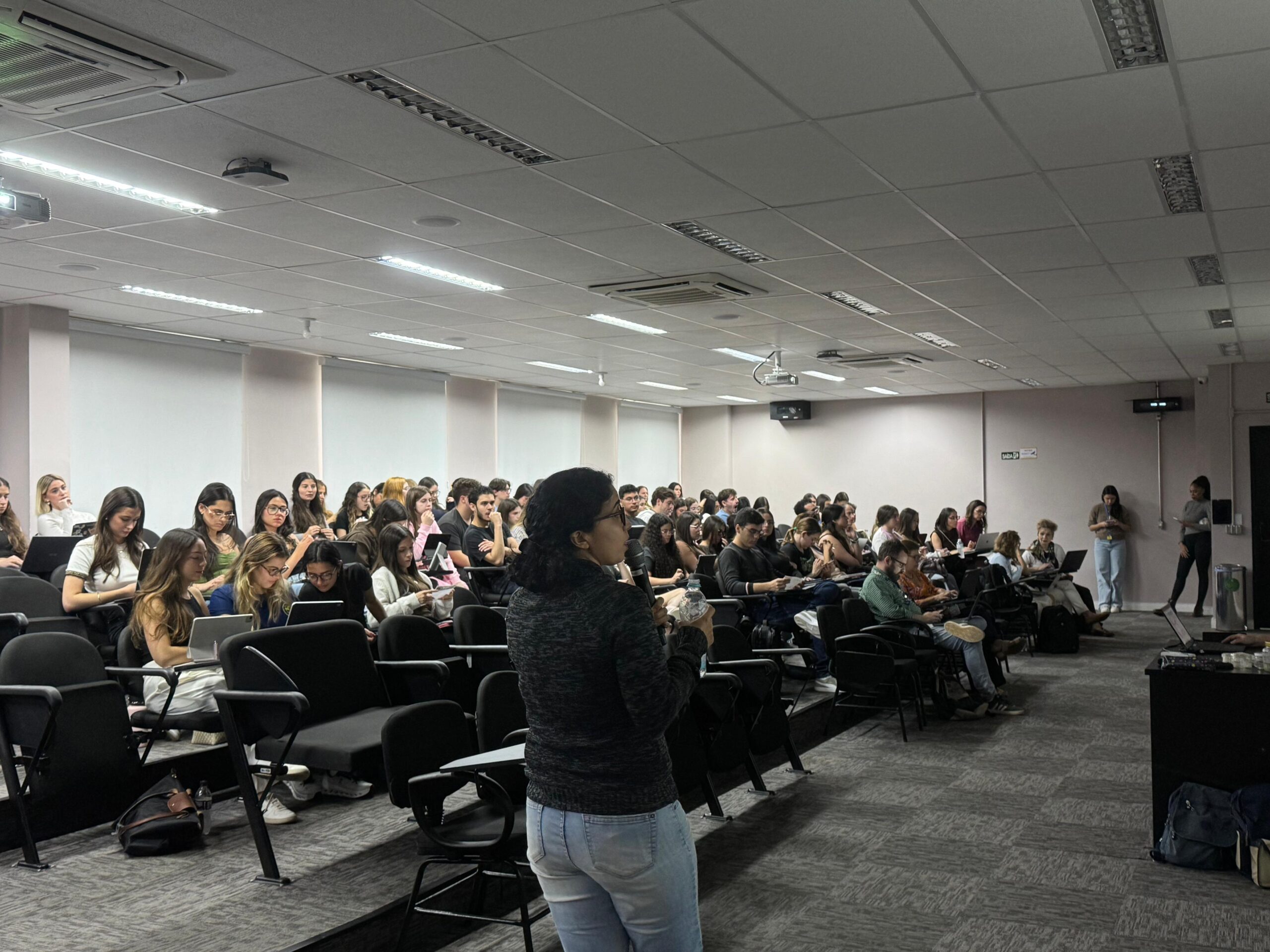 sao-leopoldo-mandic-faculdade-de-medicina-atividade-de-extensao-dengue